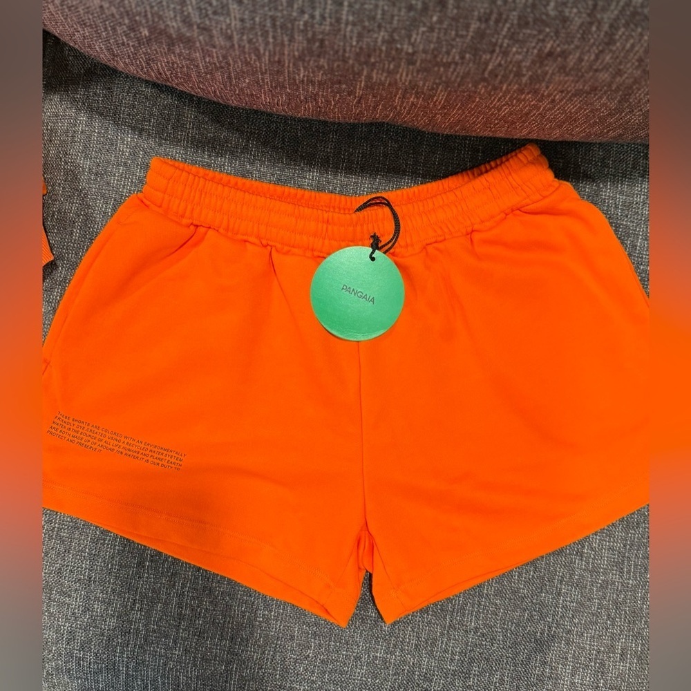 Pangaia Vibrant Orange Set — image 4 of 8